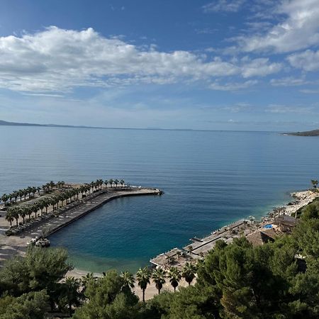 Helia Seaside Hotel Sarandë Exteriör bild