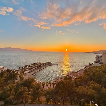 Helia Seaside Hotel Sarandë Exteriör bild